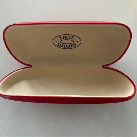 STEVE MADDEN RED CASE FOR  SUNGLASSES - Picture 5 of 5